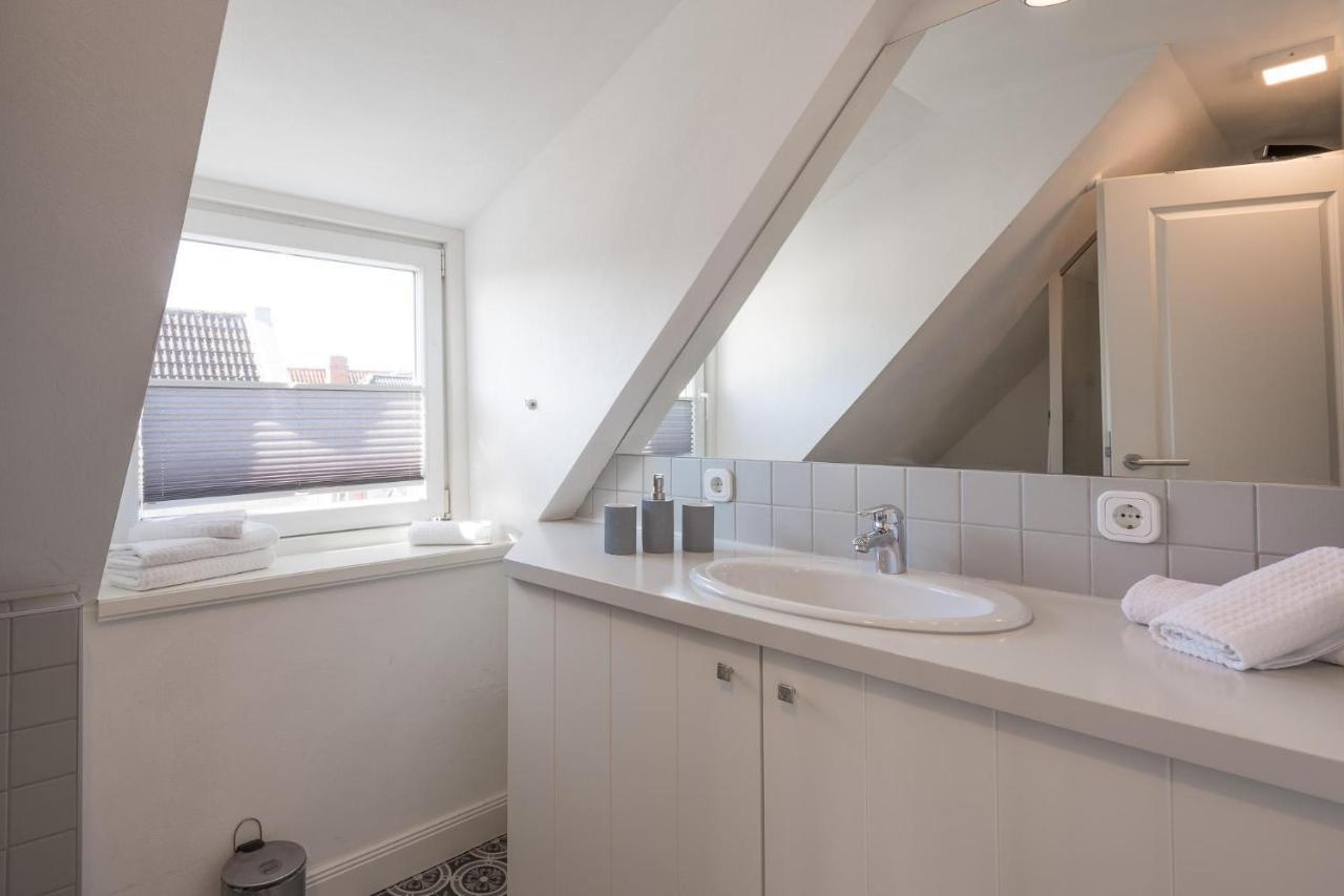 הוסום Apartmenthaus Theodor Storm - Unter Sternen מראה חיצוני תמונה